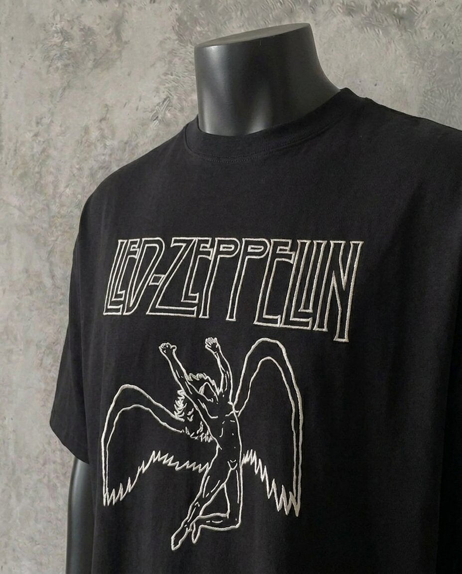 Led Zeppelin Vol 1. Black Tee
