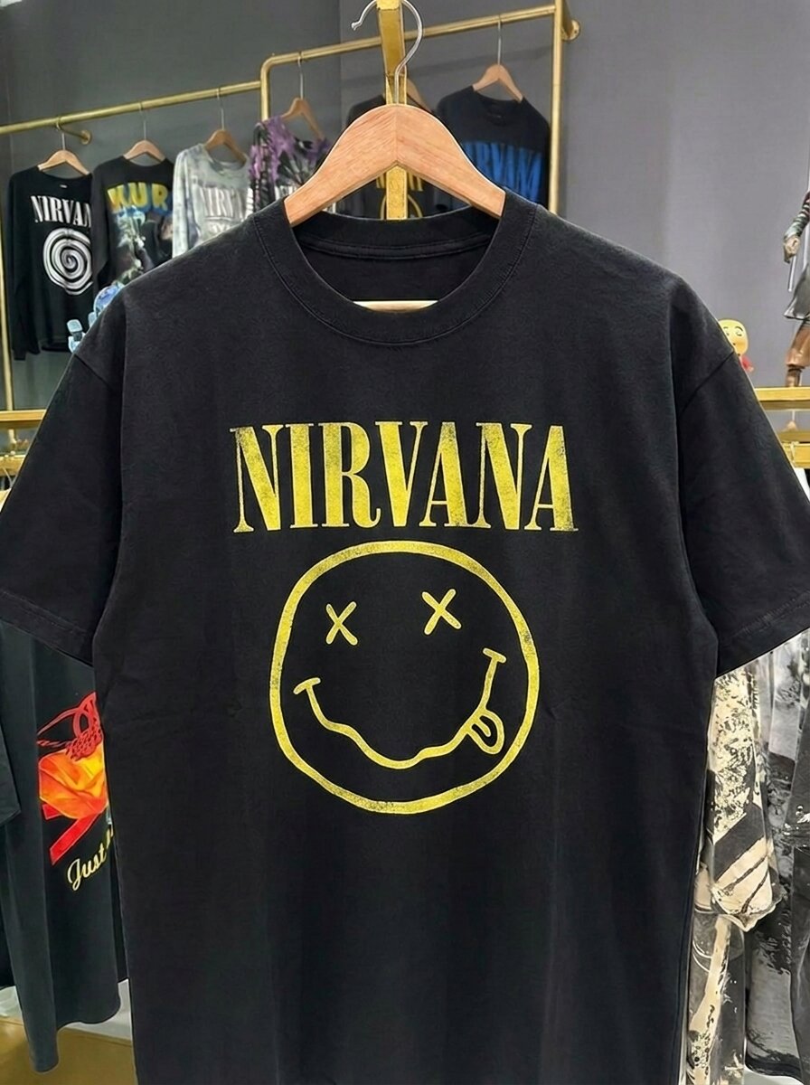 Nirvana Retro Black Tee